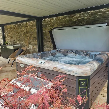 L'industriel, Prive En Duplex, A 10 Minutes Des Plages Daire Lanhouarneau